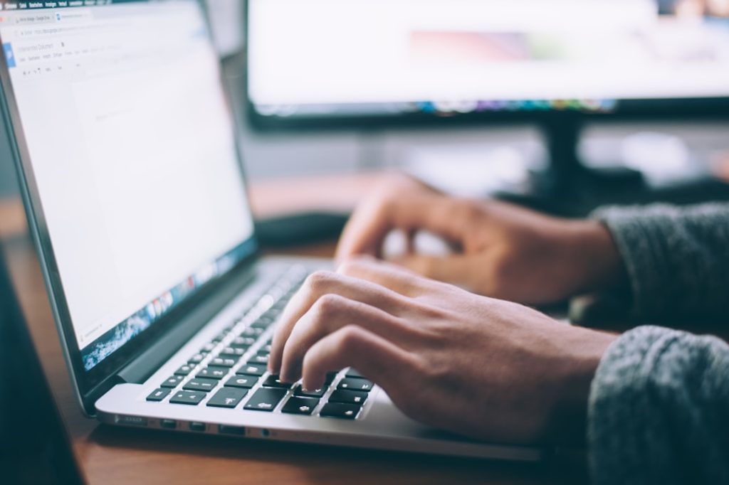 découvrez notre intranet, la plateforme interne sécurisée facilitant la communication, la collaboration et l'accès rapide aux ressources pour tous les membres de votre organisation.