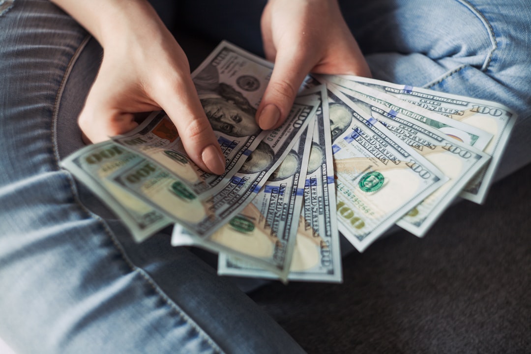 découvrez nos services bancaires complets adaptés à vos besoins financiers, avec des solutions sécurisées et personnalisées pour gérer votre argent en toute simplicité.