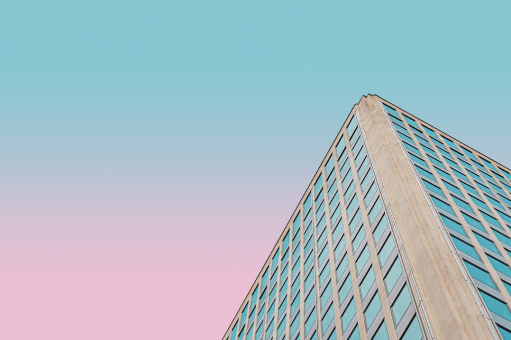 découvrez nos services bancaires sécurisés et personnalisés pour gérer efficacement votre argent, épargner et investir en toute confiance.
