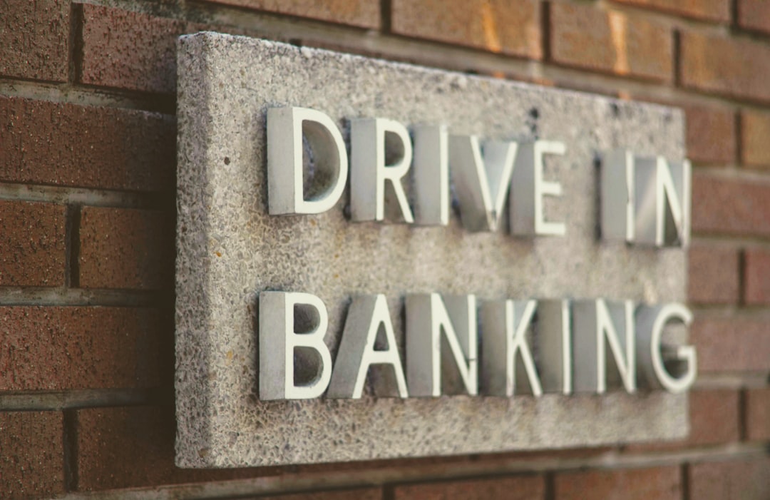 découvrez les opérations bancaires de obc bank : services, gestion de comptes, transactions et solutions financières adaptées à vos besoins.